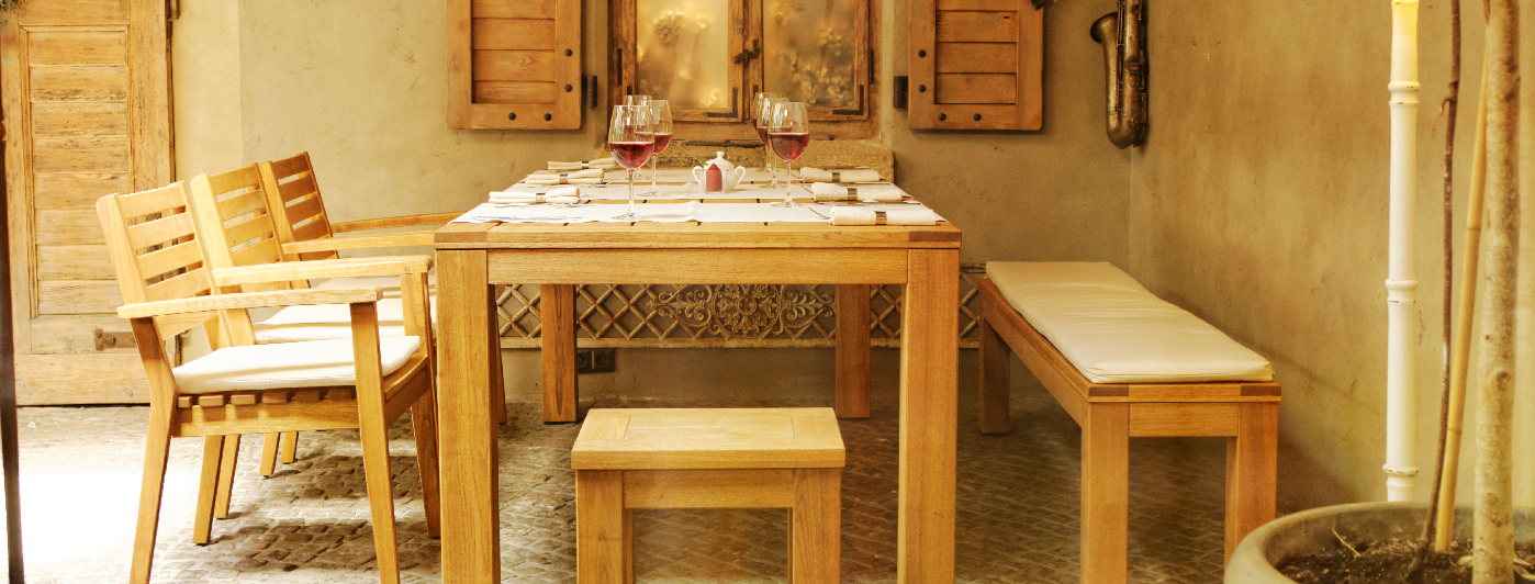 Terrassenmöbel aus Akazie